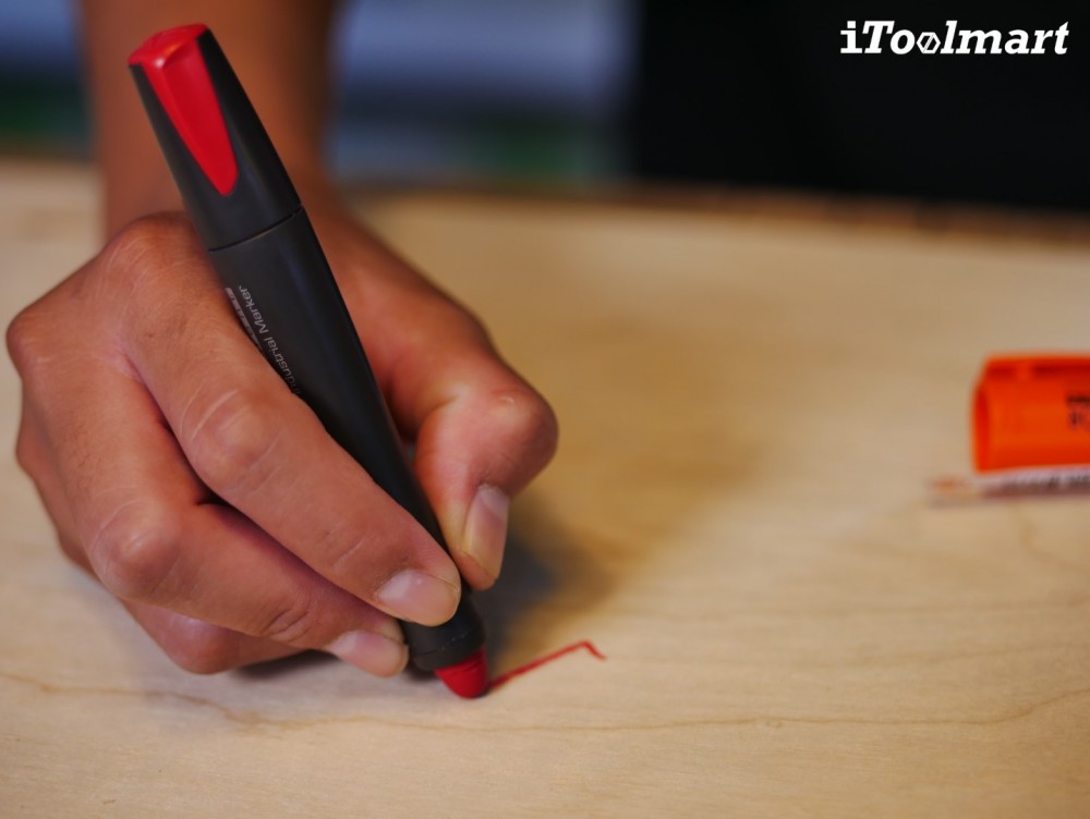 ปากกาเขียนงาน PICA 990/40 VISOR permanent marker สีแดง