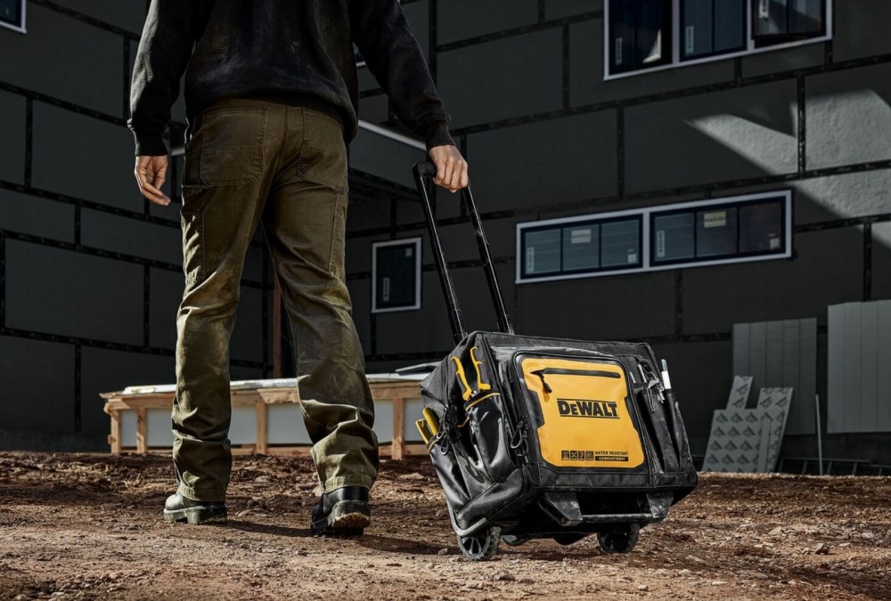 กระเป๋าล้อลาก DeWalt DWST60107-1 PRO Rolling Tool Bag ขนาด 18 นิ้ว ช่องใส่ของ 27 ช่อง