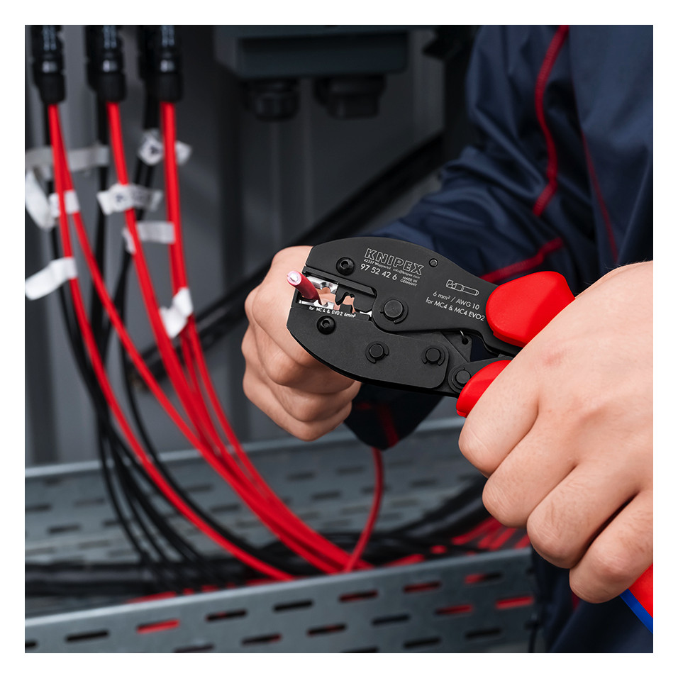 คีมย้ำสายไฟ KNIPEX 97 52 42 6 PreciForce ขนาด 6 มม  MC4 E