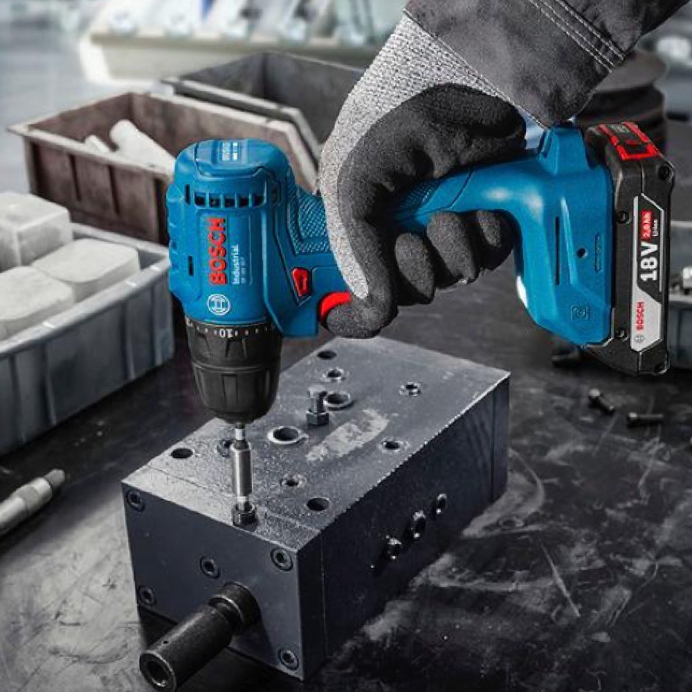 สว่านไร้สาย BOSCH 06019M7000 18V