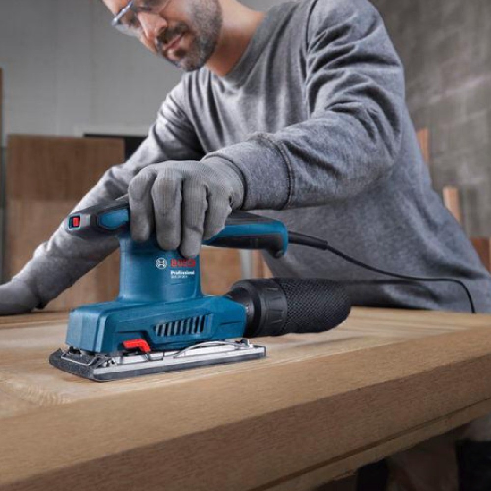 เครื่องขัดกระดาษทราย BOSCH 06010701K1 ขนาด 4x7 นิ้ว 200 วัตต์