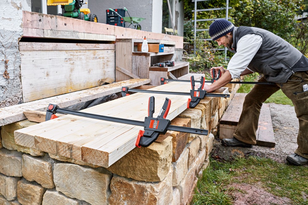 แคลมป์จับชิ้นงาน BESSEY ONE-HANDED CLAMP Heavey Duty 900 mm. EZXL90-9