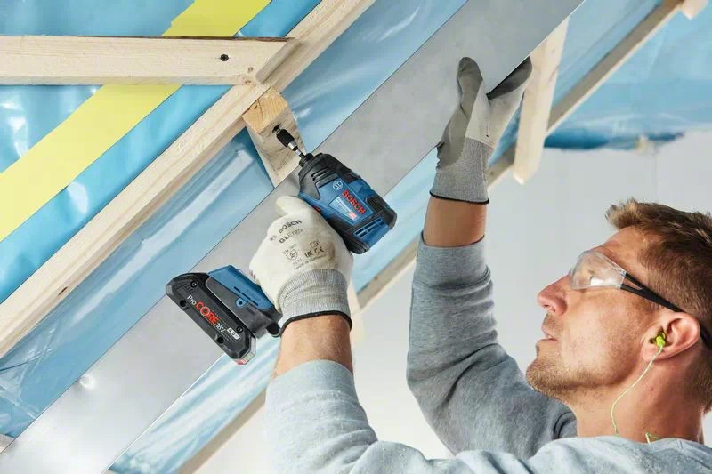 สว่านไขควงกระแทกไร้สาย BOSCH GDR 18V-200 C (ตัวเปล่า)