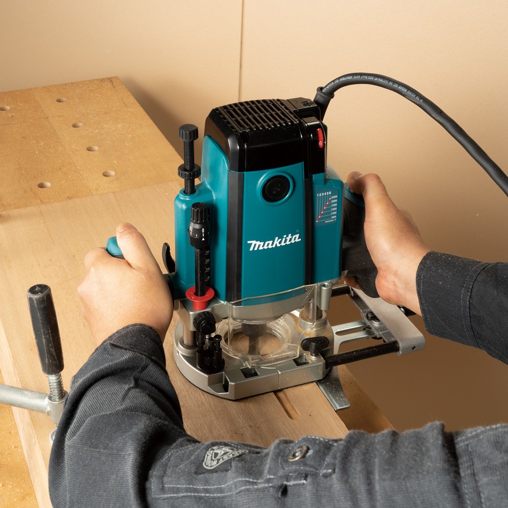 เราเตอร์ MAKITA RP2302FC05 ขนาด 1/2 นิ้ว (12 มม.) 1650 วัตต์, ความเร็วสูงสุด 23,000 รอบต่อนาที