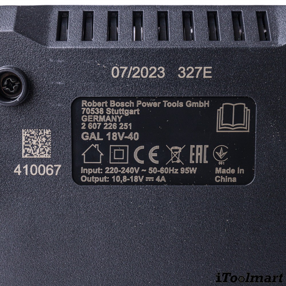 แบตเตอรี่ BOSCH Starter Kit GBA 18V  4Ah  1 ก้อน แท่นชาร์จ รุ่น GAL 18V 40