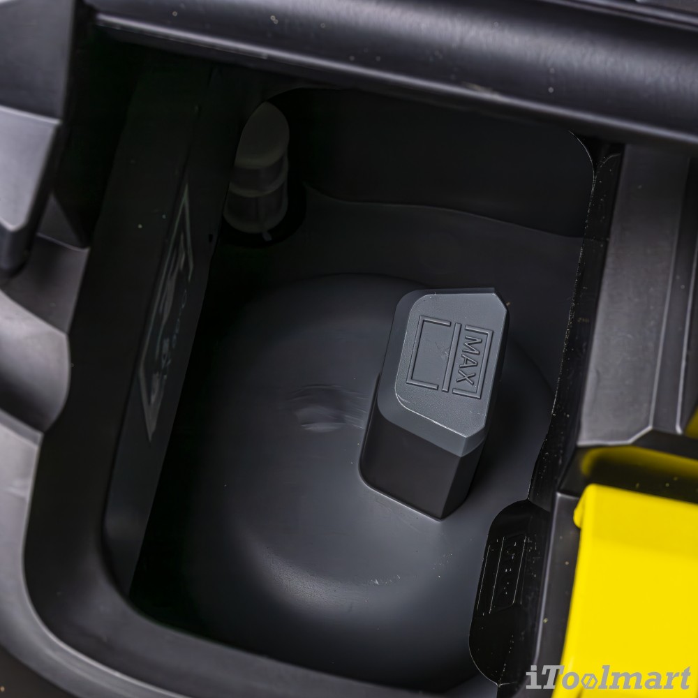 เครื่องซักพรม แบบดูดกลับ Karcher Puzzi 8 1 แรงดันไฟฟ้า 220   240 โวลต์ 1 100 240 0