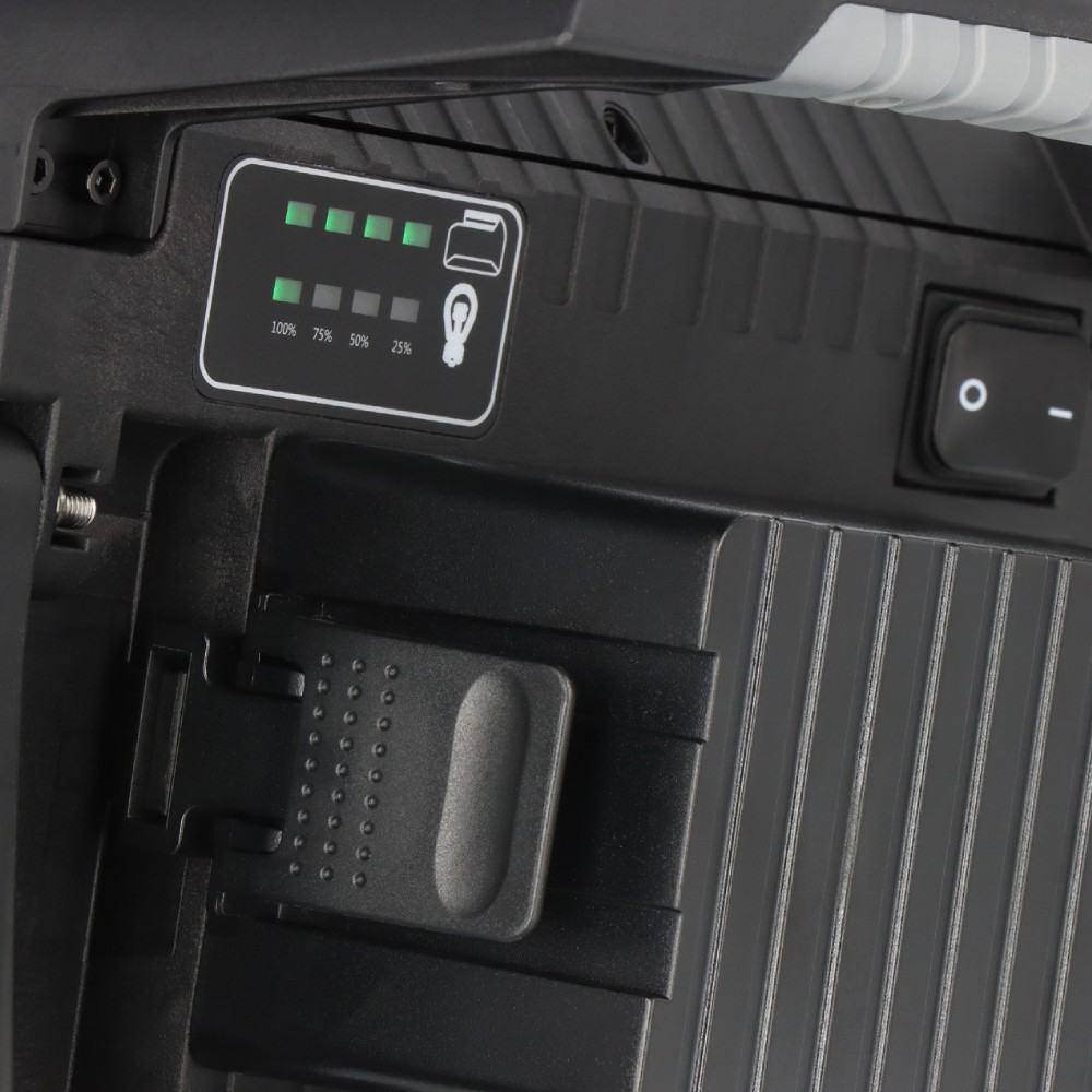 ไฟฉาย Brennenstuhl 3000 MA LED ความสว่าง 3150lm 18V MultiBattery 1173700007