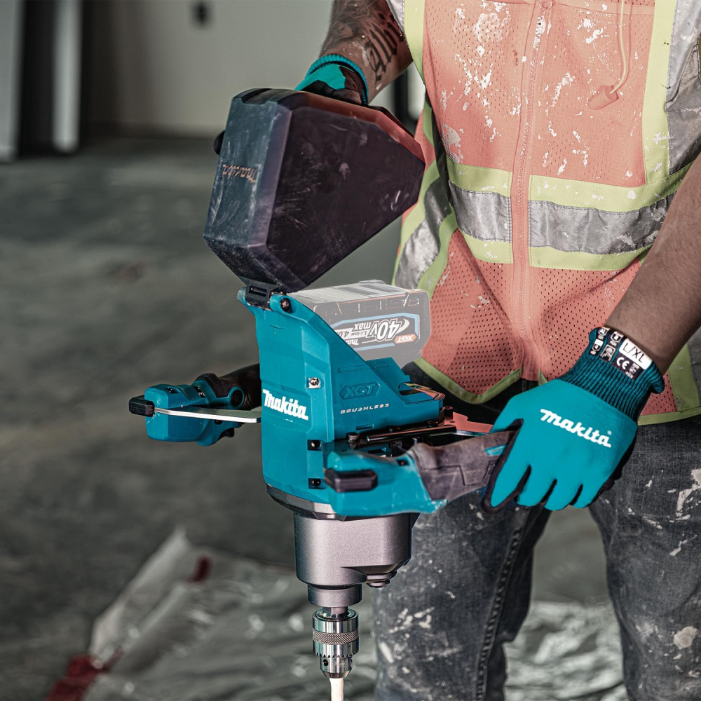 เครื่องผสมสีไร้สาย MAKITA UT002GZ 40V กำลังไฟ 1200 วัตต์