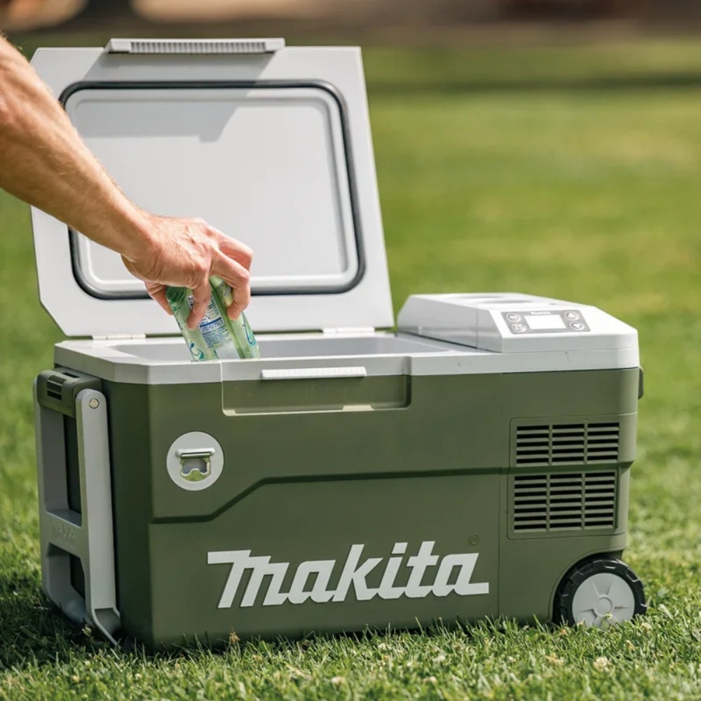 กล่องเก็บความเย็น ร้อน MAKITA CW001GZ02O LXT 18V   XGT 40Vmax ความจุ 20 ลิตร เก็บความเย็น  18°C เก็บความร้อน 60°C  ตัวเปล่า 