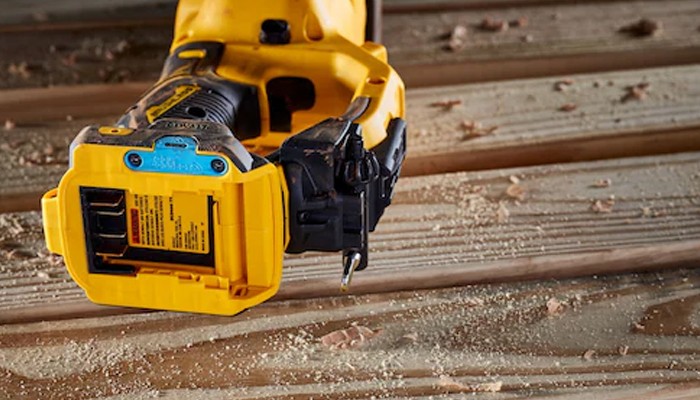 Dewalt DCD444 Brushless Cordless 1/2 in. Compact Stud and Joist Drill with Flexvolt Advantage (Tool Only)