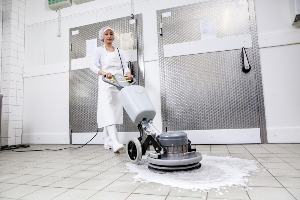 เครื่องขัดพื้น Karcher BDS 43 Orbital C Pre Spray Complete Se 12912520