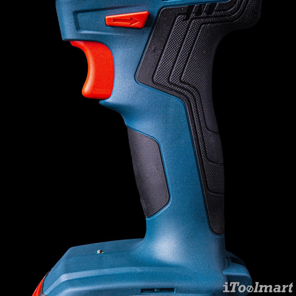 ชุดสุดคุ้ม สว่านกระแทกไร้สาย BOSCH GSB 185-LI + เครื่องเจียรไร้สาย BOSCH GWS 180 LI (พร้อมแท่นชาร์จและเเบตเตอรี่)