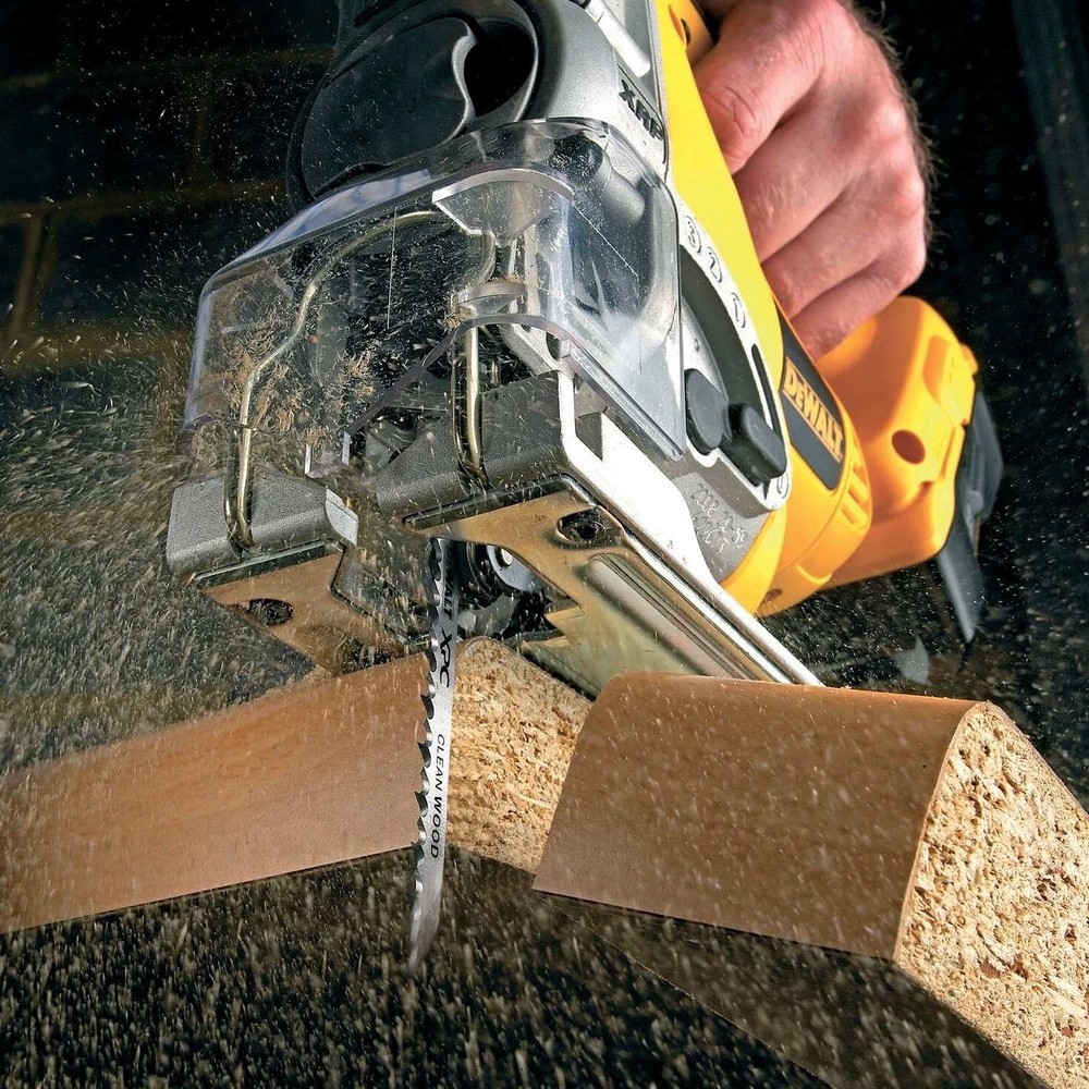ใบเลื่อยจิ๊กซอ ตัดไม้ DEWALT DT2211-QZ ขนาด 100 มม. (5 ชิ้น)