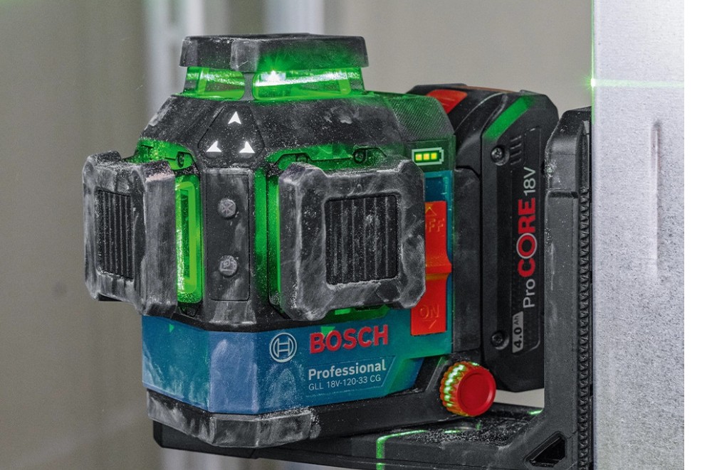 เลเซอร์วัดระดับ BOSCH GLL 18V 120 33 CG แสงสีเขียว ระยะทำงาน 35 ม 