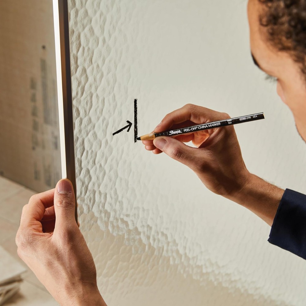 ดินสอมาร์คเกอร์ Sharpie S0305071 Pro Wax Pencil Peel-Off Wax Marks tip 2.0 mm. สีดำ on SKIN and Glass & Plastic