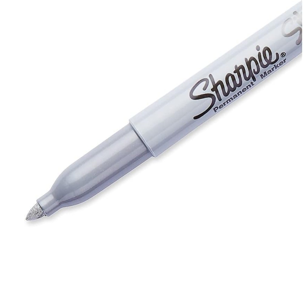 ปากกามาร์คเกอร์สีเงิน Sharpie Metallic เขียนบนพื้นผิวสีเข้มหรือดำได้ชัดเจน ไม่ต้องเขย่า