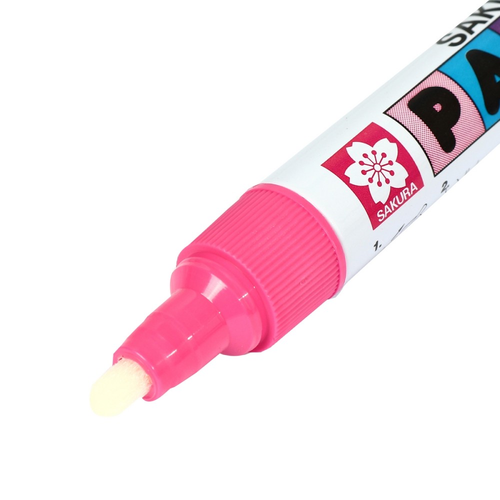 ปากกาเพ้นท์ SAKURA XPMK B 320 ขนาด 2 mm  สีชมพู