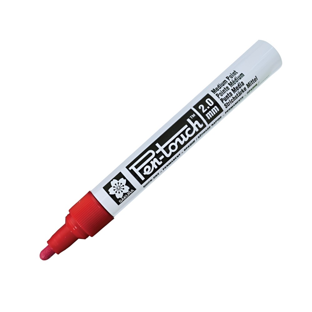 ปากกาเพ้นท์ SAKURA XPFKA 19 ขนาด 2 mm  สีแดง