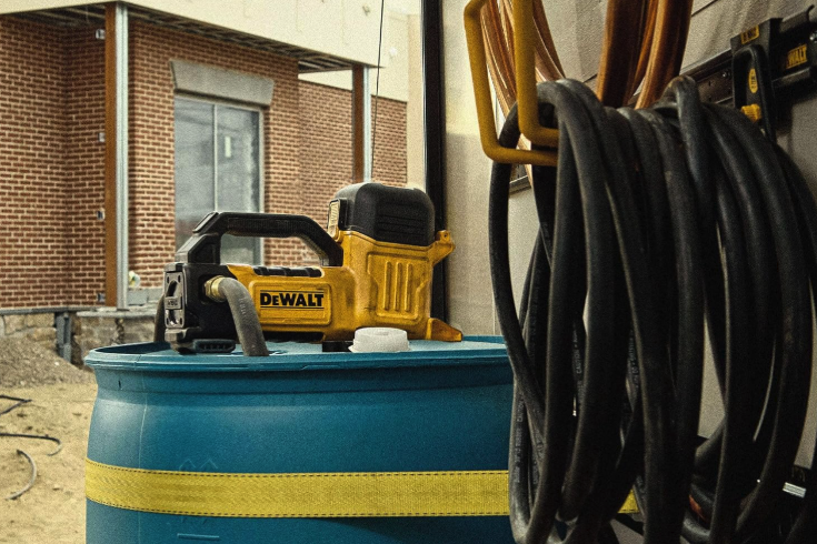 ปั๊มน้ำอเนกประสงค์ไร้สาย DeWALT DCE050B 20V   ตัวเปล่า 
