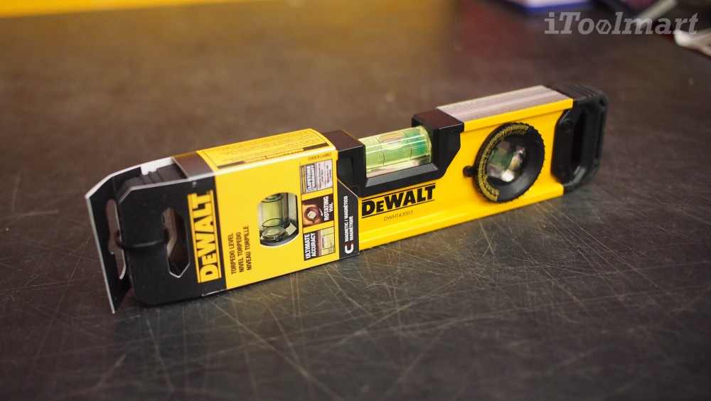 Niveau à Bulle DeWalt DWHT0-43003 - Longueur 25 Cm, Précision Professionnelle