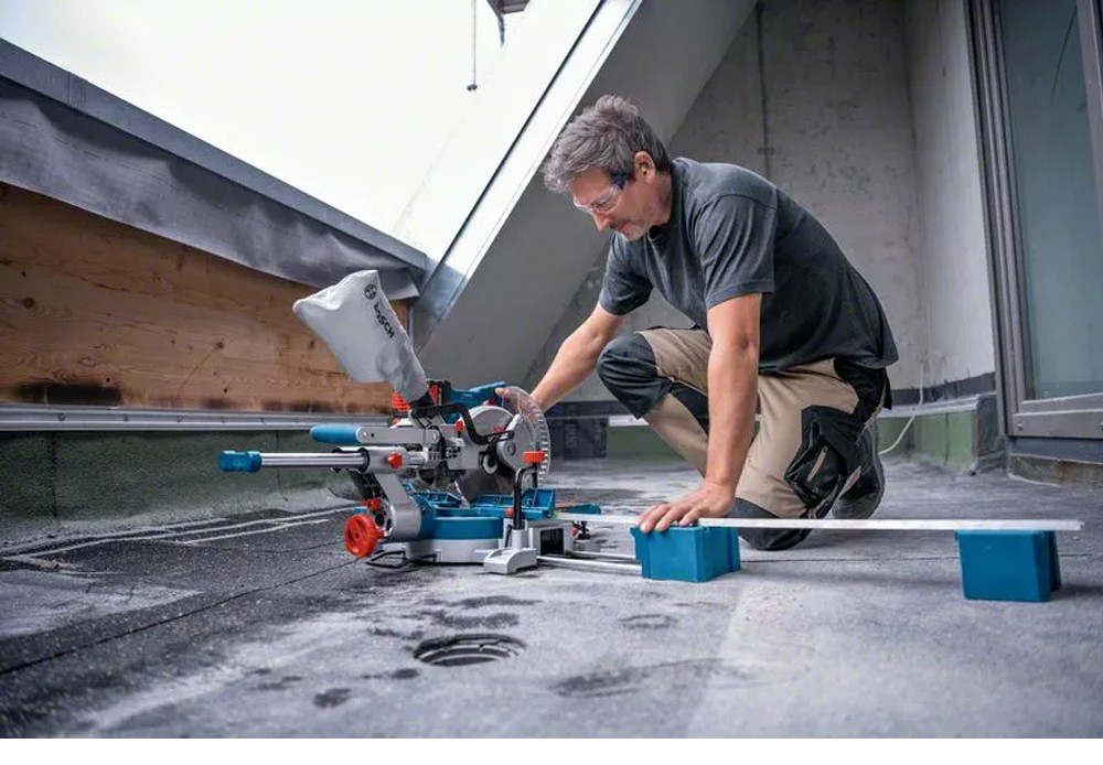 แท่นตัดองศา BOSCH GCM 18V-216 D ขนาด 8 นิ้ว 