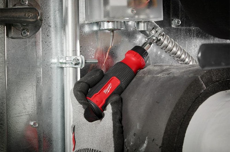ไขควงอเนกประสงค์ Milwaukee 14-in-1 Ratcheting Multi-Bit Screwdriver