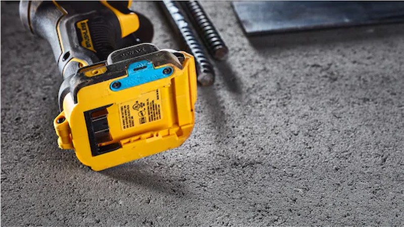 เครื่องตัดอเนกประสงค์ Dewalt DCS438B 20V ขนาด 76 มม. (ตัวเปล่า)