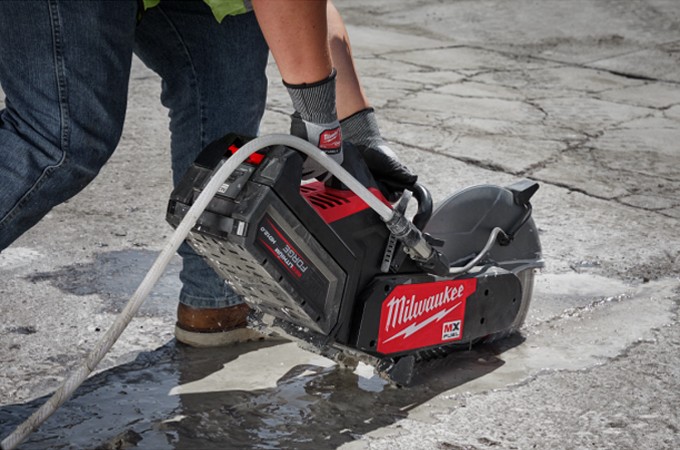 เครื่องตัดไร้สาย Milwaukee MXF COS350G2-0 ASIA ขนาด 14 นิ้ว (ตัวเปล่า)