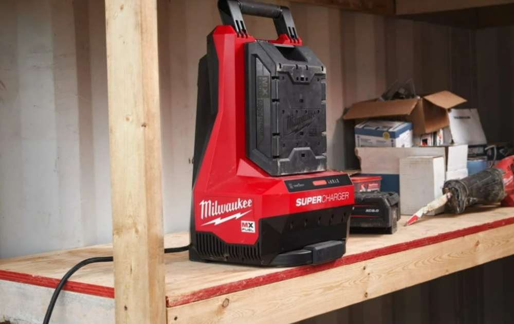 Milwaukee MXF SC TH MX FUEL™ SUPER CHARGER (Solo)