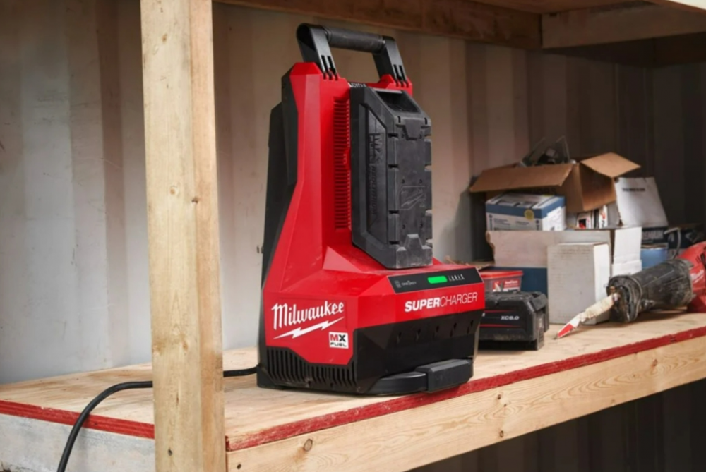 Milwaukee MXF SC TH MX FUEL™ SUPER CHARGER (Solo)