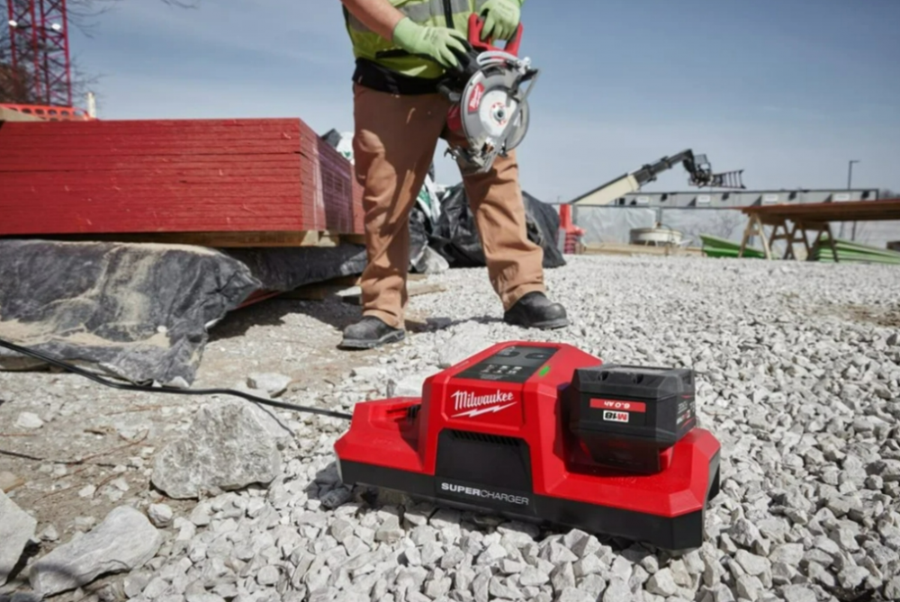 แท่นชาร์จแบตเตอรี่ ซุปเปอร์ชาร์จ Milwaukee M18 DBSC SA ชาร์จแบตได้ 2 ก้อน