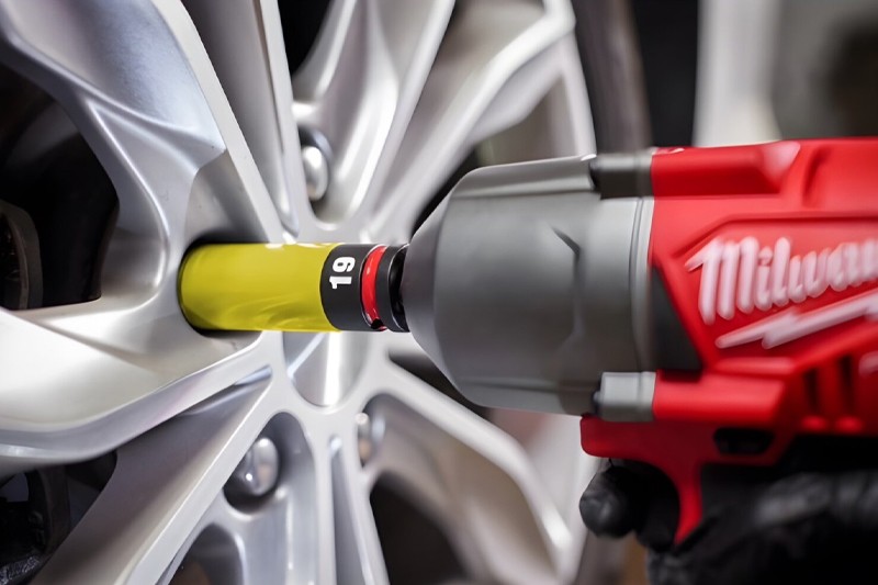ชุดลูกบล็อก สำหรับถอดล้อรถยนต์ MILWAUKEE 49-66-7834 ขนาด 1/2 นิ้ว (3 ชิ้น)