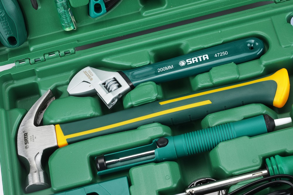 ชุดเครื่องมือช่างติดบ้าน SATA 05166 จำนวน 28 ชิ้น 