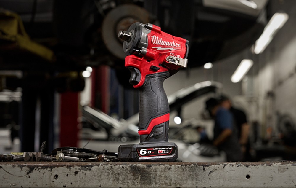 ไขควงกระแทกไร้สาย Milwaukee M12 FIW2F12-0 ขนาด 1/2 นิ้ว (ตัวเปล่า)