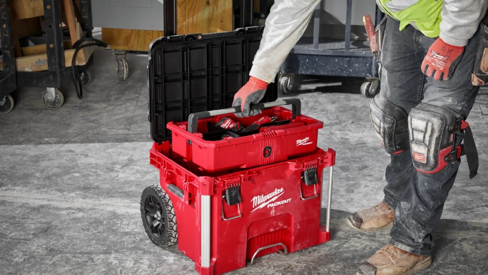 กล่องเครื่องมือ MILWAUKEE 48-22-8427 PACKOUT™ Rolling Tool Box