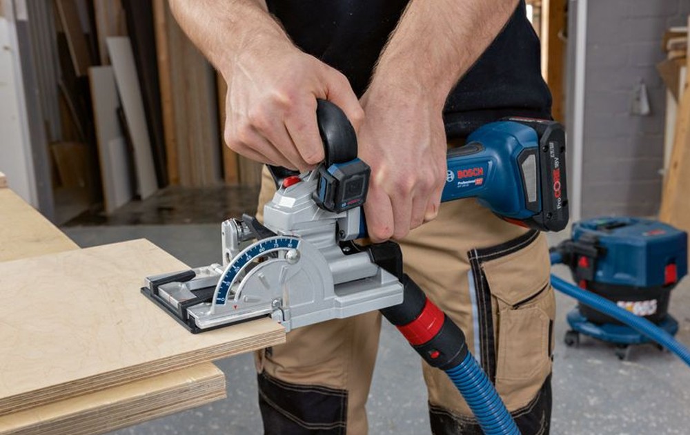 เครื่องเซาะร่องไร้สาย BOSCH GFF 18V 22 Professional 0601620101  ตัวเปล่า 