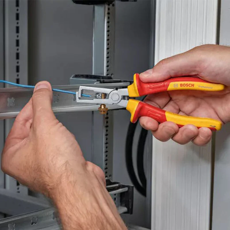 ชุดคีม VDE BOSCH 1 600 A02 NG1  4 ชิ้น 
