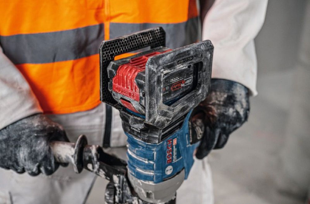 เครื่องผสมสีไร้สาย BOSCH GRW 18V 120 มอเตอร์ไร้แปรงถ่าน 120 นิวตันเมตร 06011C2080  ตัวเปล่า 