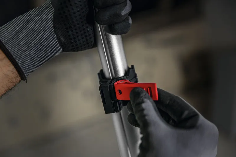 ไฟส่องสว่างไร้สาย BOSCH GLT18V 5000 PRO HEAVY DUTY ความสว่างสูงสุด 5000 ลูเมน 