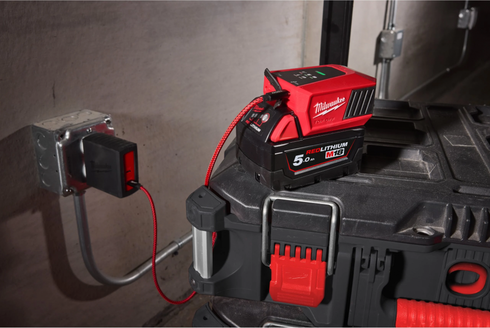แท่นชาร์จ USB C MILWAUKEE M18 TC TOP OFF