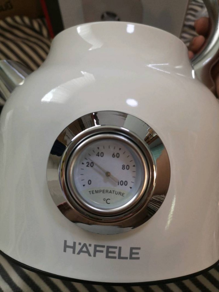 กาต้มน้ำร้อนไฟฟ้า สไตล์วินเทจ 1.7 ลิตร HAFELE สีขาว Vintage electric kettle