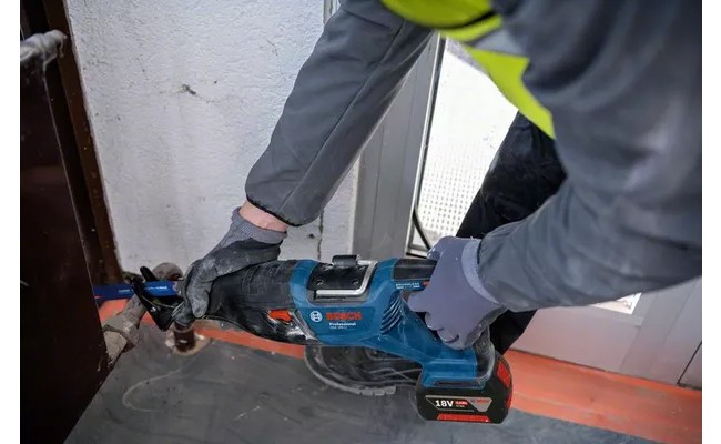 เลื่อยชักไร้สาย 18V. Bosch GSA 185-LI PROFESSIONAL (ตัวเปล่า)