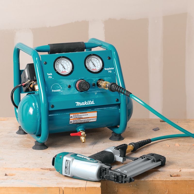 ปั๊มลมไร้สาย MAKITA AC001GZ 18V. (ตัวเปล่า)