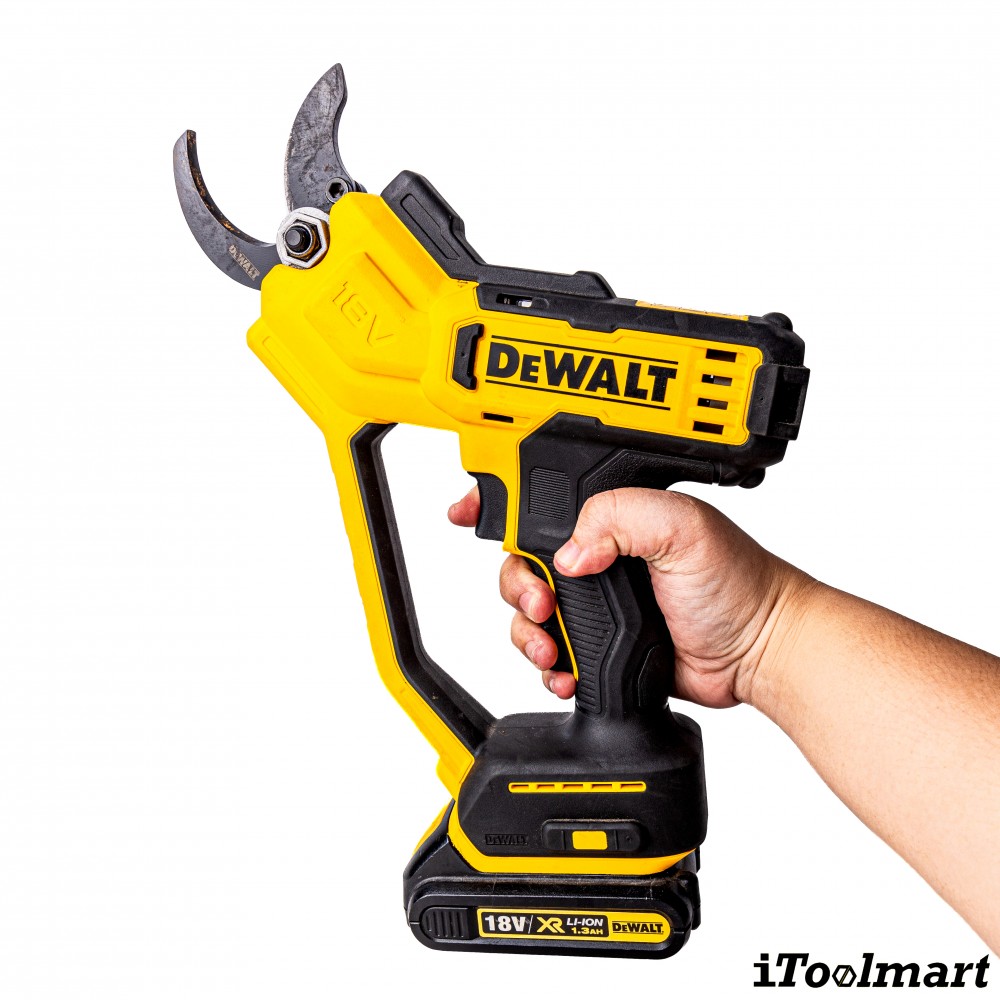 กรรไกรตัดกิ่งไม้ไร้สาย DeWALT DCMPP568 18V. (ตัวเปล่า)