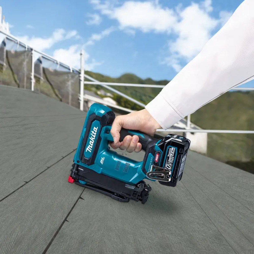 เครื่องยิงแม๊กไร้สาย 10 มม. MAKITA ST002GZ 40Vmax (ตัวเปล่า)