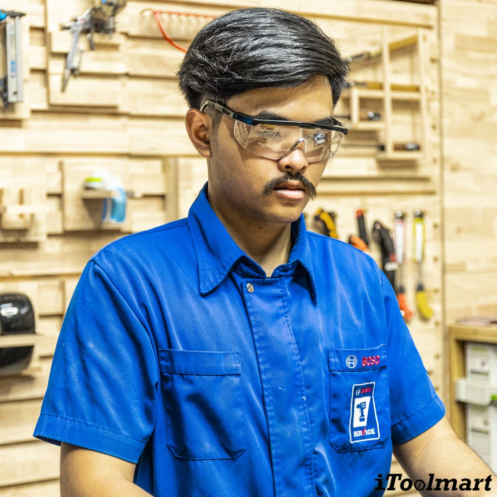 3M™ Safety Glasses 1710 7010385486