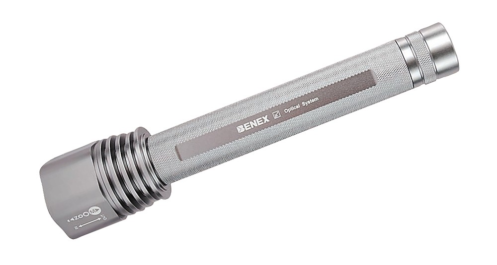 ไฟฉาย LED BENEX Zoom Smart ET 0906 สีเงิน