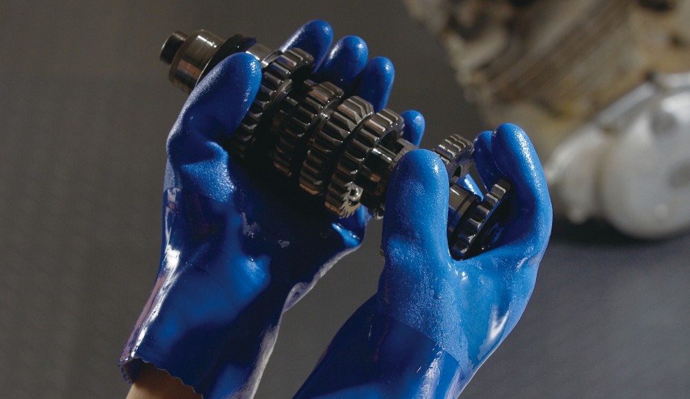 ถุงมือยาง SHOWA GLOVES NO650-M ไซส์ M