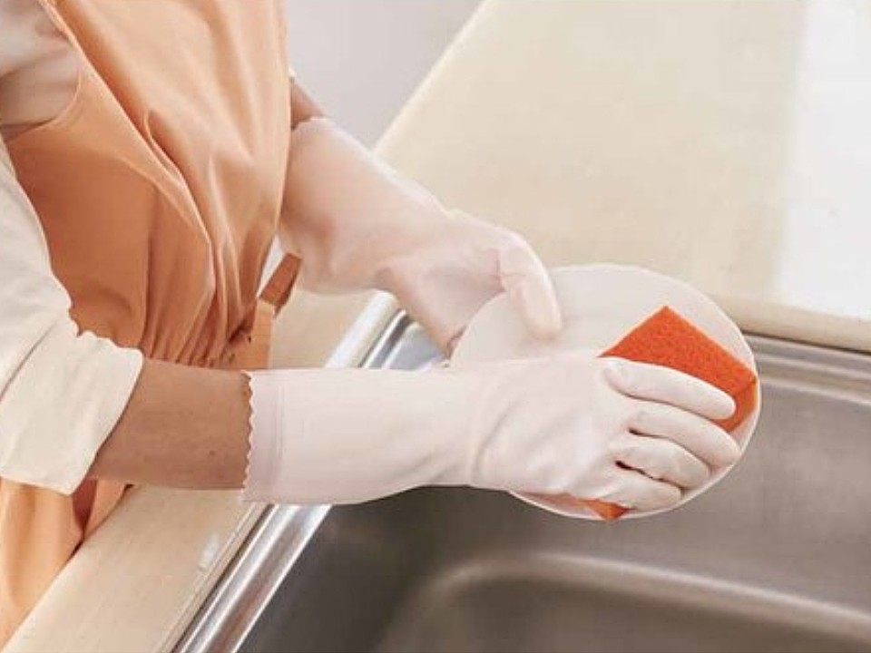 ถุงมือไนไตรล์ SHOWA GLOVES NHDS Nice Hand Smooth Touch สีชมพูมุก Size M