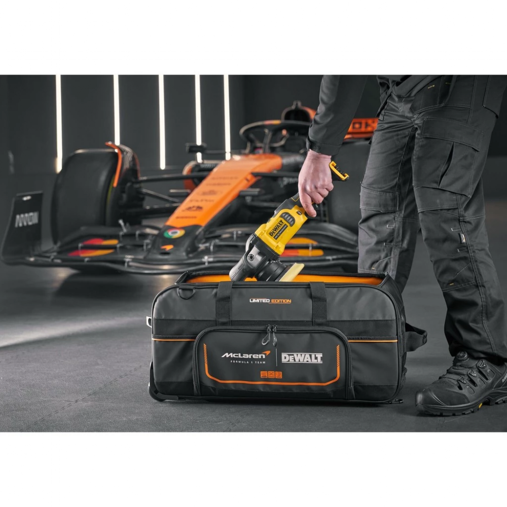 กระเป๋าล้อลาก DEWALT DWST83522 9